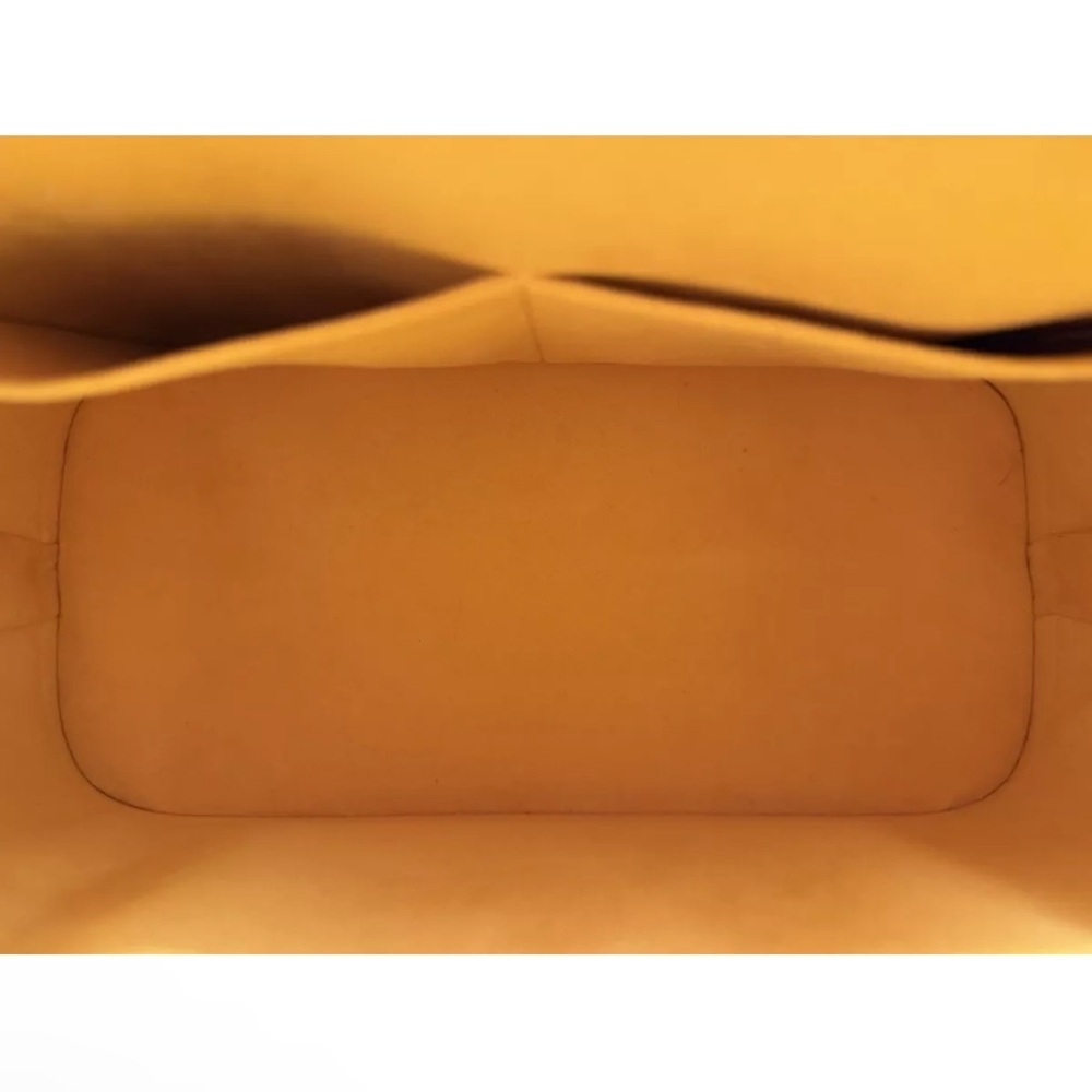 Louis Vuitton LV Alma PM Epi Leather Handbag Satchel - Yellow / Citron - Picture 5 of 13